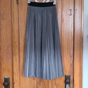 ✳NEW✳Flowy sparkley overlay skirt